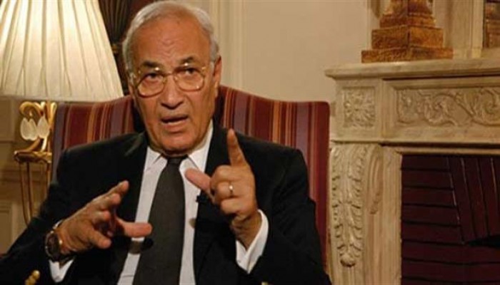 الجنايات تقضي بإلغاء وضع اسم أحمد شفيق على قوائم الترقب والوصول