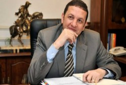 وكيل نيابة للدكتور باسم عودة "باكيا" : سامحني أنا آسف