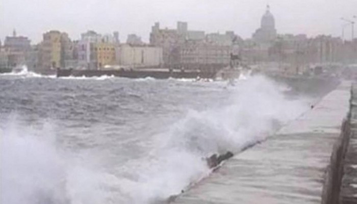 استمرار إغلاق ميناء بوغازي الإسكندرية بسبب سوء الأحوال الجوية