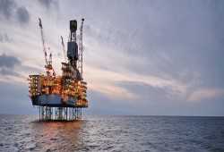 مسؤول كويتي: توريد النفط لمصر بالأسعار الدولية وليس منحة