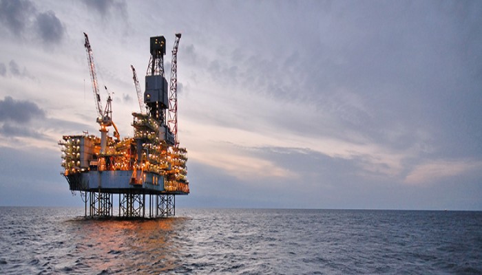 مسؤول كويتي: توريد النفط لمصر بالأسعار الدولية وليس منحة