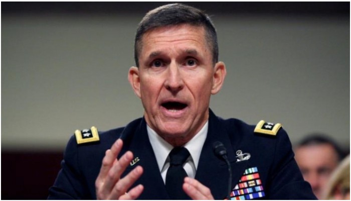 تعرف على مايكل فلين.. مستشار ترامب وعدو المسلمين الذي أشاد بالسيسي