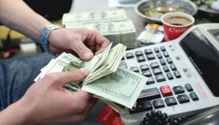 ارتفاع سعر الدولار في البنوك مسجلًا 17.75 جنيهًا للبيع