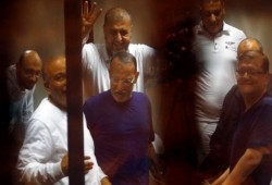 "النقض" تلغي إعدامات ومؤبدات هزلية "التخابر مع حماس"