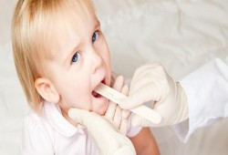 6 طرق لمعالجة التهاب الحلق لدى الأطفال.. تعرف عليها