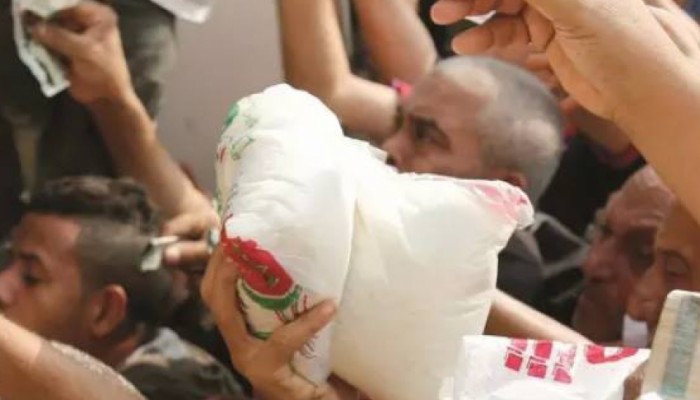 تموين الانقلاب تتراجع عن قرار رفع سعر السكر إلى 11 جنيها