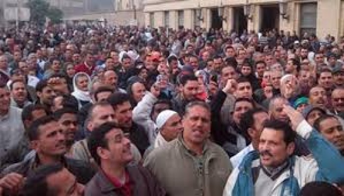 إضراب عمال هيئة الاستثمار بالإسماعيلية احتجاجًا على تدني الأجور
