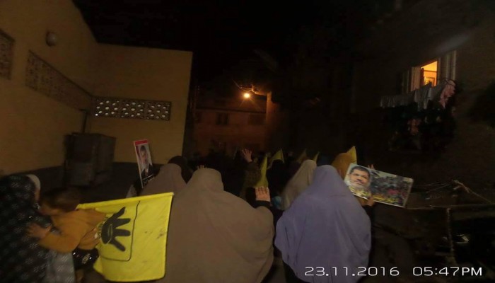 الشرقية : تظاهرات "ارحلو" تتواصل ليلا بههيا