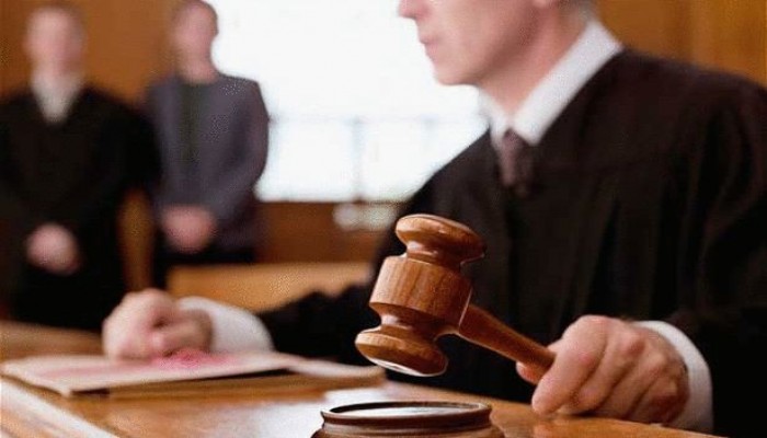 بعد قاضي الحشيش .. إحالة قاض للجنايات لاتهامه في رشوة