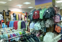 "التعويم" يرفع أسعار الملابس الشتوية 50%