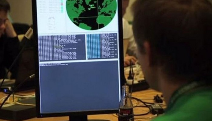 قراصنة يسرقون بيانات 134 ألف موظف بالبحرية الأمريكية