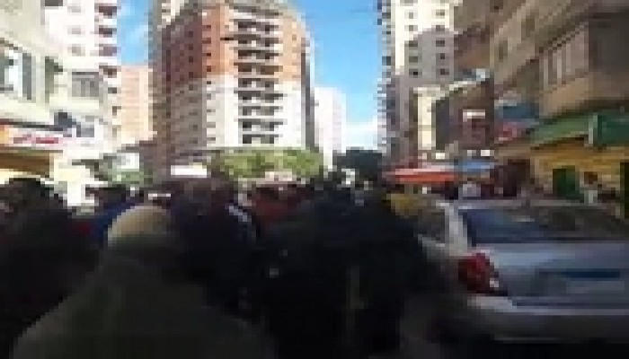 أحرار الإسكندرية ينتفضون من محطة مصر بمسيرة تطالب بوحدة الثوار