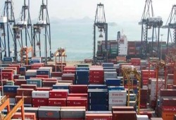 %50 نسبة زيادة التعريفة على معظم السلع المستوردة