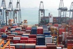 %50 نسبة زيادة التعريفة على معظم السلع المستوردة