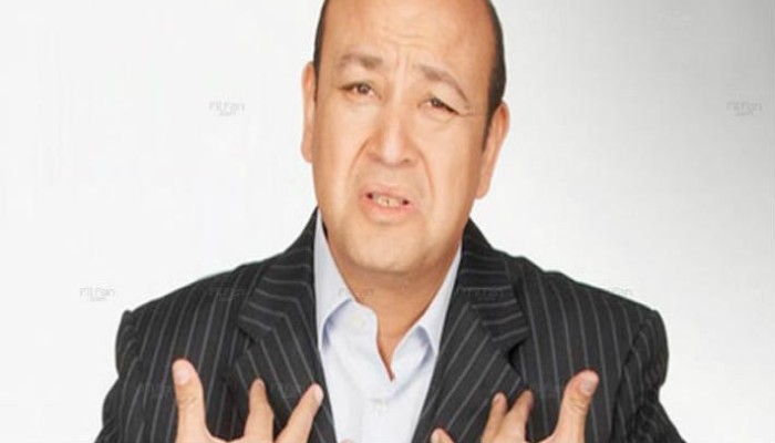 عمرو أديب: النادي الأهلي له في الدستور ضربة جزاء هدية كل ٥ مباريات