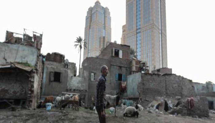 تقارير مالية: الكساد يضرب 450 شركة.. وأداء الاقتصاد "الأسوأ" منذ الانقلاب