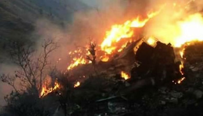 انتشال 21 جثة من موقع تحطم الطائرة الباكستانية