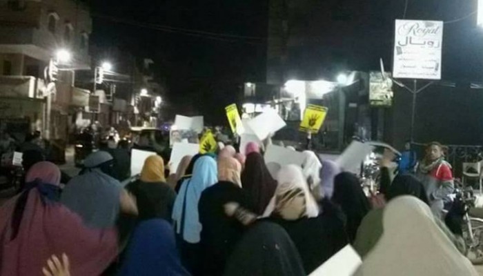 تظاهرات "الحرية حق" تتواصل ليلا من قلب مدينة أبو حماد بالشرقية