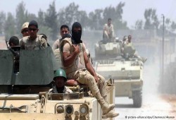 بالأسماء.. جيش السيسي يقتل 3 مواطنين بقذيفة مدفعية بمزرعتهم في رفح