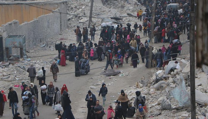 مدنيو حلب يناشدون العالم لإجلاءهم من تحت الحصار