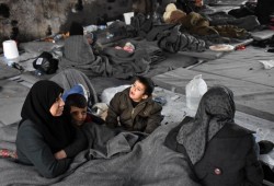 أكثر من عشرة آلاف نازح من أحياء حلب الشرقية مع تقدم النظام