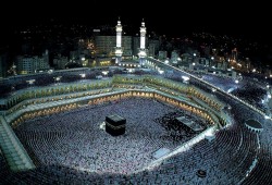 100 % زيادة في أسعار العمرة