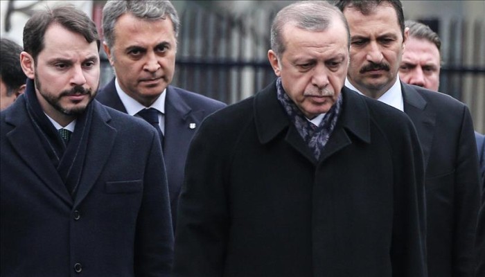أردوغان يتفقد مكان الهجوم الإرهابي في إسطنبول