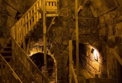 الاحتلال يعلن قرب افتتاح طريق تحت الأرض من سلوان حتى الأقصى