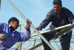 رويترز: الانقلاب يتسبب في هروب العمالة الماهرة لخارج البلاد