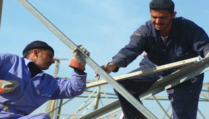 رويترز: الانقلاب يتسبب في هروب العمالة الماهرة لخارج البلاد