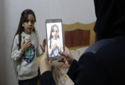 النظام يلاحق الطفلة السورية "بانا العبد" وعائلتها