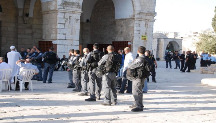 أوقاف القدس: زيادة فترة الاقتحامات الصهيونية للأقصى "لعب بالنار"