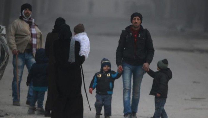 مليشيات شيعية تعرقل إجلاء سكان حلب