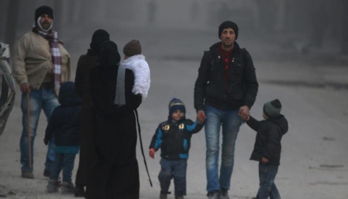 مليشيات شيعية تعرقل إجلاء سكان حلب