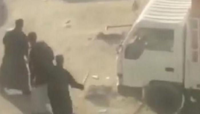 كويتي يدهس 3 مصريين