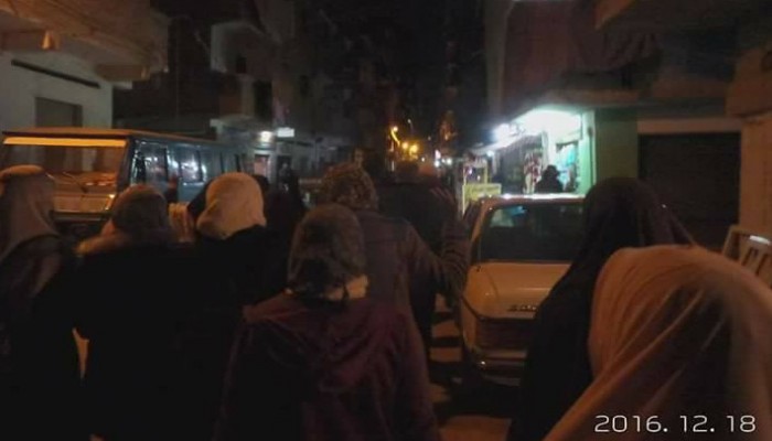 تظاهرة لثوار الحضرة بالإسكندرية تضامنا مع حلب وتنديدا بالانقلاب