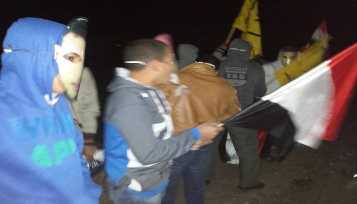 وقفة ليلة لثوار الدلنجات تنديدا بغلاء الأسعار وتضامنا مع أهالى حلب