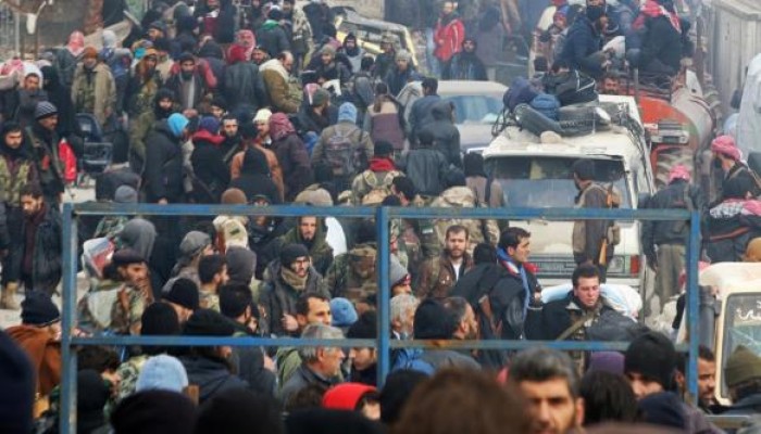 استئناف إجلاء من تبقى من محاصري حلب