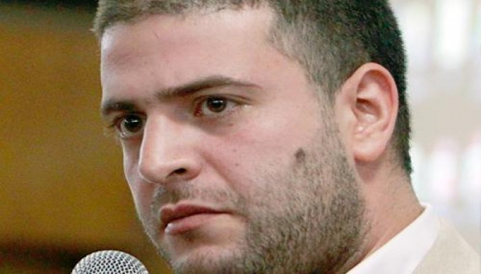 منع الزيارة عن أسامة مرسي بالمخالفة لقانون السجون