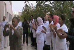 لعدم حصولهم على مستحقاتهم.. 80 موظف يضربون عن العمل بمستشفى الأقصر