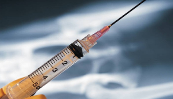 كارثة .. "الصحة" : ضبط ٤٠٠ ألف إبرة تخدير يُعاد تدويرها