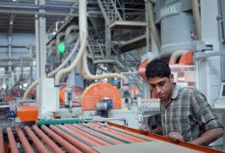 شبح الإفلاس يطارد 80% من القطاع الخاص