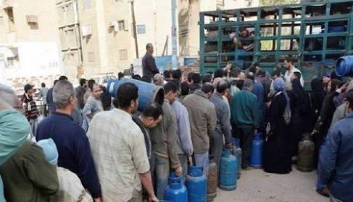 المواد البترولية تطالب بضرورة ضخ مليون و200 ألف أسطوانة بوتاجاز يوميًا