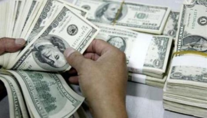 تعرّف على سعر الدولار بالبنوك والسوق السوداء اليوم