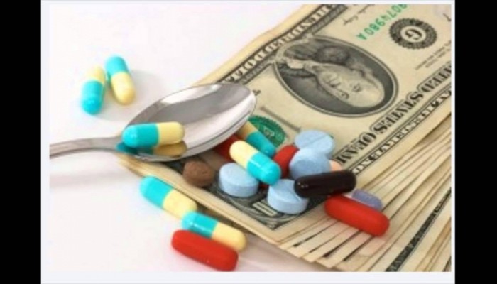 "الأطباء" تحذر من إقرار زيادة أسعار الأدوية