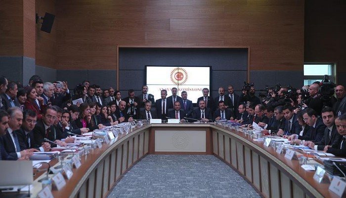 الدستور التركي الجديد : اللجنة الدستورية توافق على 10 مواد (أبرزها انتخابات الرئاسة)