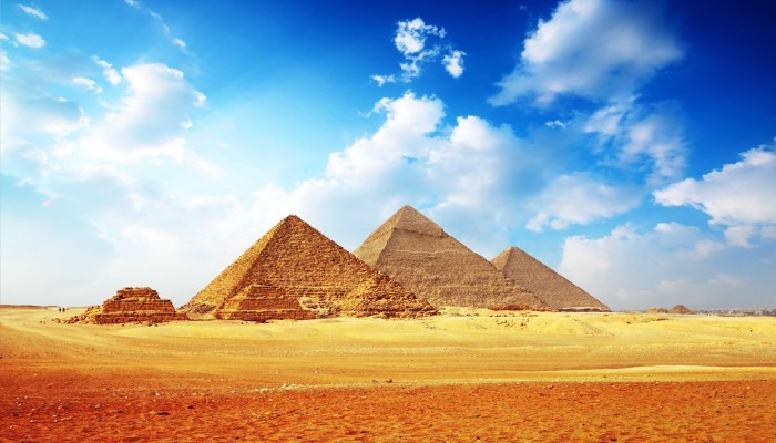تراجع السياحة الوافدة إلى مصر بنسبة 56.1%