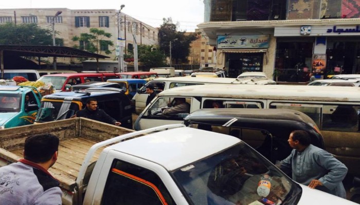 فوضى مرورية بمدينة كوم حمادة أدت إلى مشجارات بين الأهالى