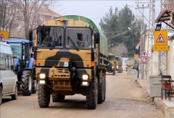 تعزيزات عسكرية تركية إلى الحدود مع سوريا