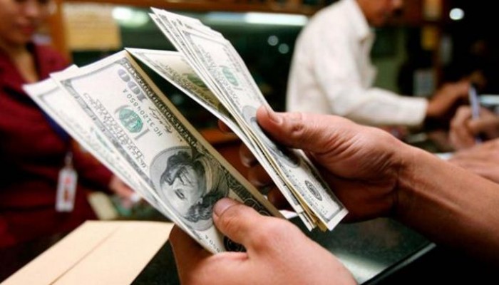 انخفاض مؤقت للدولار..تعرف على الأسباب